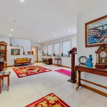 3 Bedrooms House With Shared Pool Enclosed Garden And Wifi At 1 Km Away From The *